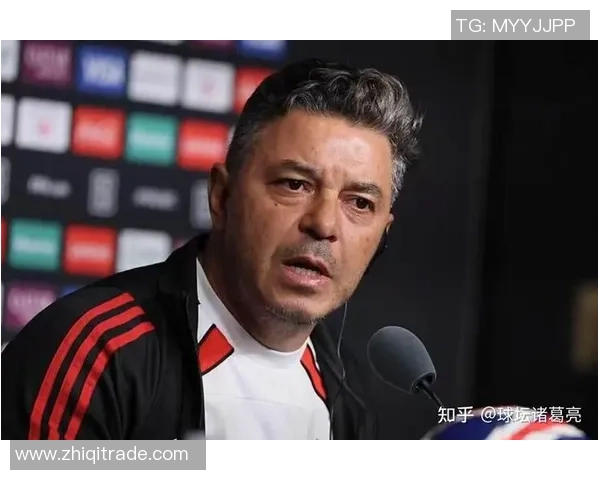 被高估的足球明星们背后的真实实力与成就分析