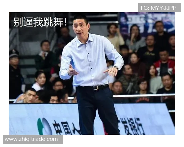 重庆足球队反击战术解析及其在比赛中的成败得失分析